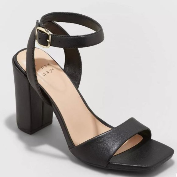 Women's Sal Heels - Gorgeous Classy 4 in Black Strap Sandals - Picture 1 of 5